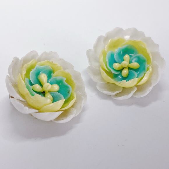 VTG Japan Thermoset Floral Clip On Earrings Mid Century 1950s 1960s Playful - Picture 3 of 11